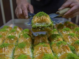 Baklavacılarda 'bayram bereketi'