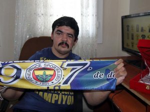 Engelli gencin havlu tasarımlarına Fenerbahçe'den talep