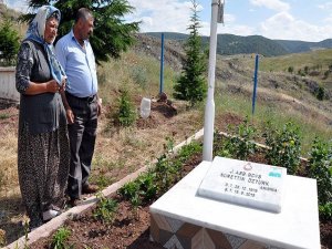 Şehit aileleri acılarını dindirmeye çalışıyor