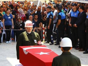 Şehit Astsubay Üstçavuş Demir son yolculuğuna uğurlandı