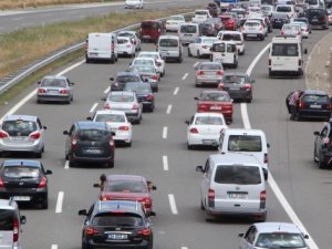 Bolu TEM otoyolunda 20 kilometre araç kuyruğu
