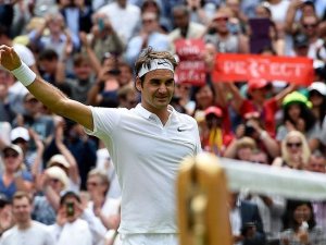 Federer çeyrek final biletini aldı