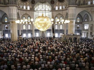İslam dünyasında Ramazan Bayramı için iki ayrı tarih