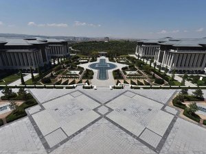 Cumhurbaşkanlığı Külliyesi 'rehber' ile tanıtılacak