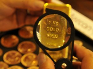 Altın 2,5 yılın zirvesini gördü