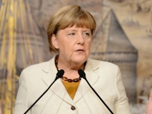 Merkel’den kritik ’İncirlik’ açıklaması