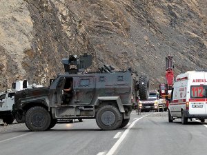 Zırhlı polis aracı kaza yaptı: 7 yaralı