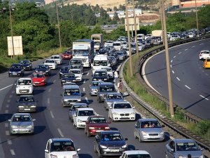 Tatilciler dönüş yolunda