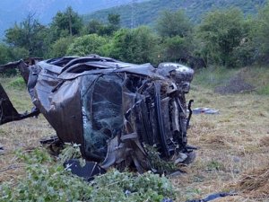 Kamyonet takla attı: 2 ölü, 4 ağır yaralı