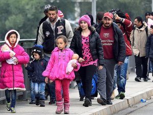 'Almanya'ya ilk 6 ayda 222 bin sığınmacı geldi'