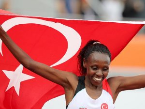 Milli atletten 5 bin metrede altın madalya