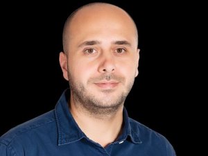 Yıldıray Oğur'dan mülteci sorununa müthiş yorum