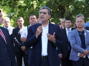 Konuk: "Azı çoğaltıyor, refahı paylaştırıyoruz"