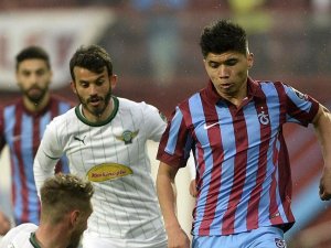 Trabzonspor'da İshak Doğan'ın sözleşmesi feshedildi
