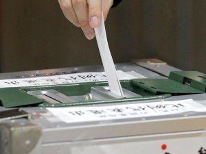 Japonya'da senato seçiminin galibi koalisyon oldu
