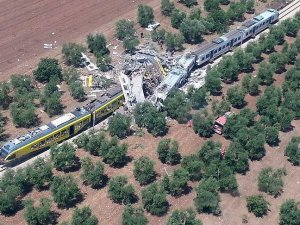İtalya’daki tren kazasında ölenlerin sayısı 23 olarak düzeltildi