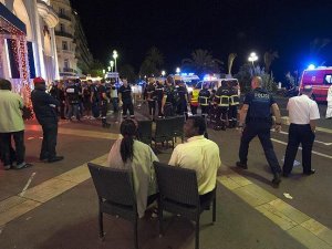 Fransız siyasetçiler saldırıyı kınadı