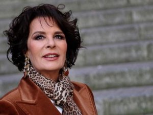 Hülya Koçyiğit: "Bir gün herkes Tayyip Bey'e teşekkür edecek"