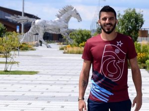 'Bu camiada kupa kaldırmak hayalim'