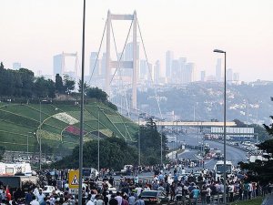 Boğaziçi Köprüsü kısmen trafiğe açıldı