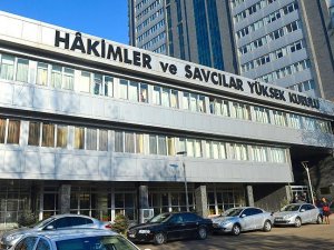 HSYK'da FETÖ temizliği