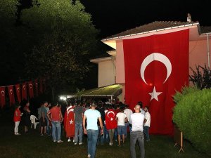 Şehit Emniyet müdürünün baba ocağına ateş düştü