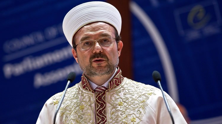 Mehmet Görmez açıkladı! "Saat 12:00'de şehitler için sela okunacak"