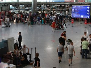 Yeşil pasaportlu darbeciler yurt dışına kaçıyor