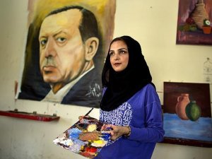Gazze'li ressam destek için Erdoğan'ın portresini resmetti