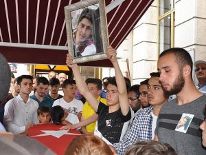 15 gün sonra askere gidecekti, demokrasi şehidi oldu