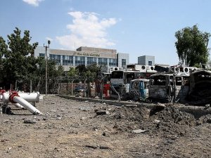 Jetler doğalgaz istasyonunu hedef almış