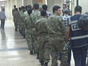 68 askeri okul öğrencisi tutuklandı!