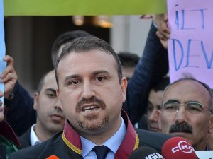 FETÖ'cü polislerin avukatı davadan çekildi