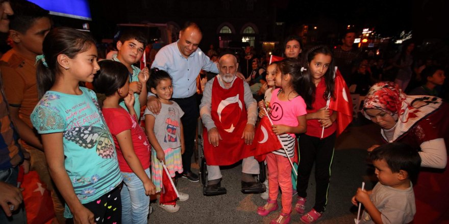 Beyşehir halkı demokrasisine sahip çıkıyor
