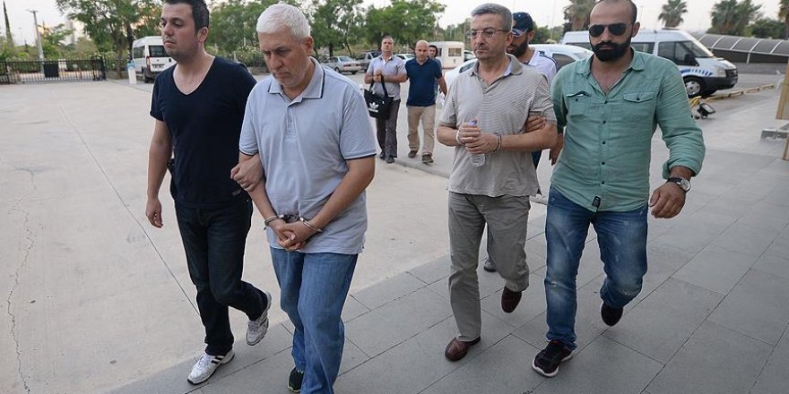 Antalya'da gözaltına alınan 3 darbeci komutan adliyeye sevk edildi