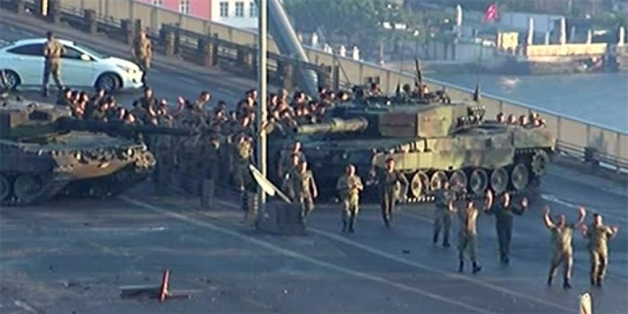 Köprüdeki 22 asker serbest bırakıldı