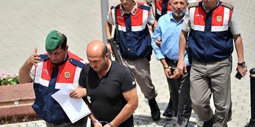 Bursa'da FETÖ propagandası yapan örgüt üyesi 3 kişi yakalandı