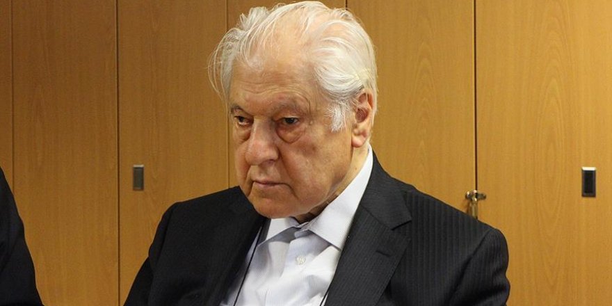 Şair, yazar Nuri Pakdil: Halkımız artık uyanmıştır