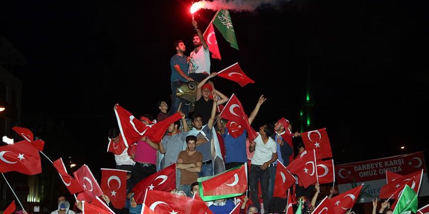 Van'da FETÖ'cü darbe girişimine STK'lardan ortak tepki