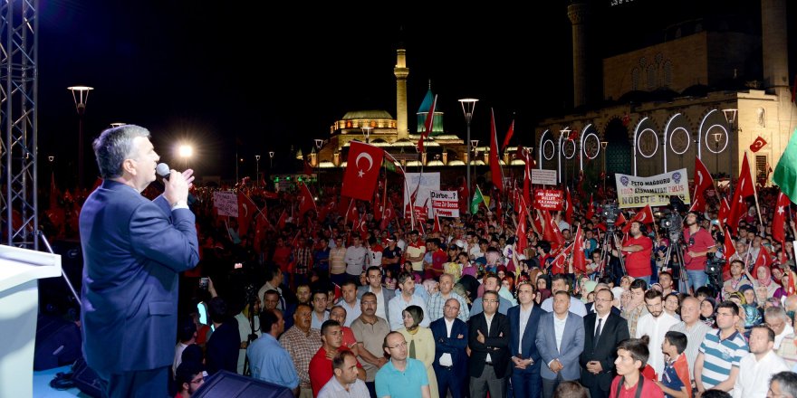 Konya demokrasiye sahip çıkıyor