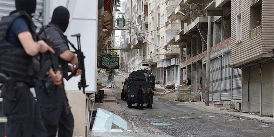 Diyarbakır'da terör operasyonu: 3 şehit
