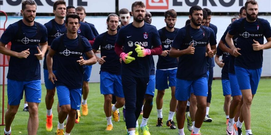 Trabzonsporlu futbolcular demokrasi nöbetine katılacak