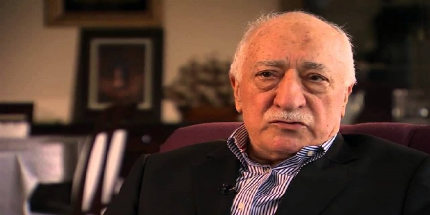 Terörist Gülen darbeyi itiraf edip halka ahmak etti