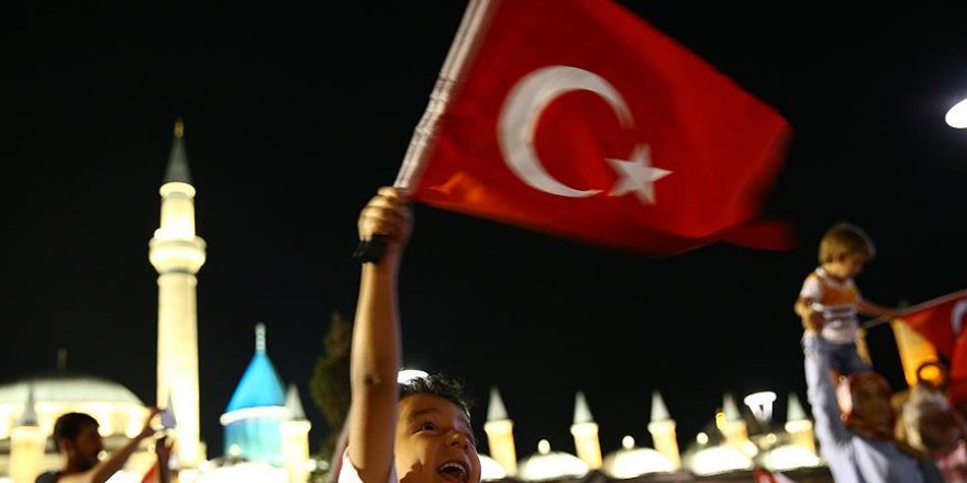 Darbe girişimi gecesi 155 hattına Konya'dan duygulandıran mesajlar