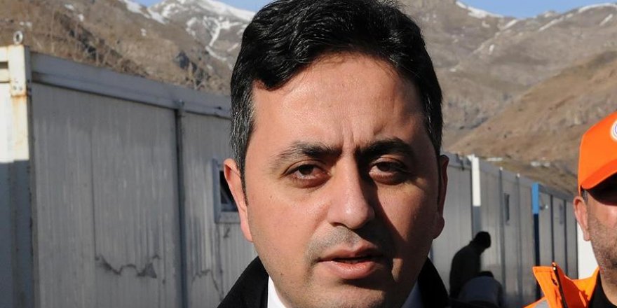 Kiğı Kaymakamı Mehmet Ayhan gözaltına alındı