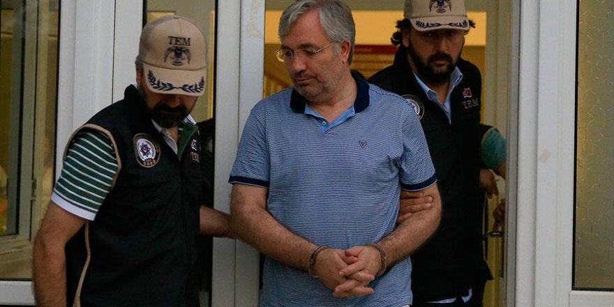 Antalya Vali Yardımcısı Çelik ve Serik ilçesi Kaymakamı Altan tutuklandı