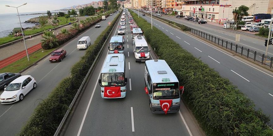 Darbe girişimine tepki için 700 araçla konvoy oluşturdular