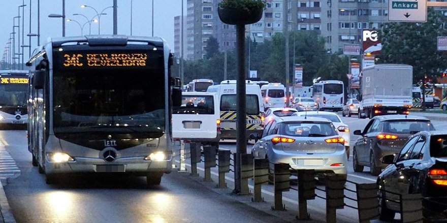 İstanbul'da ücretsiz toplu taşıma süresi uzatıldı