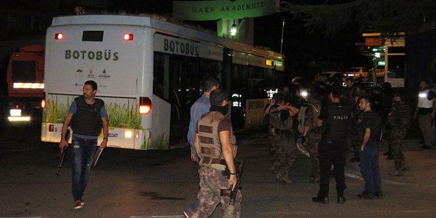 Harp Akademileri'ne düzenlenen operasyonda 40 kişi gözaltında