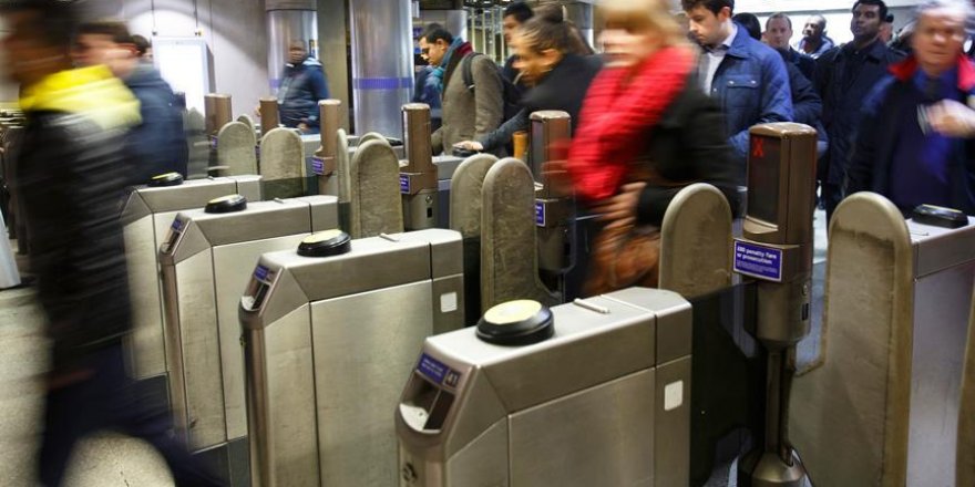 Londra'da terk edilmiş araç alarmı